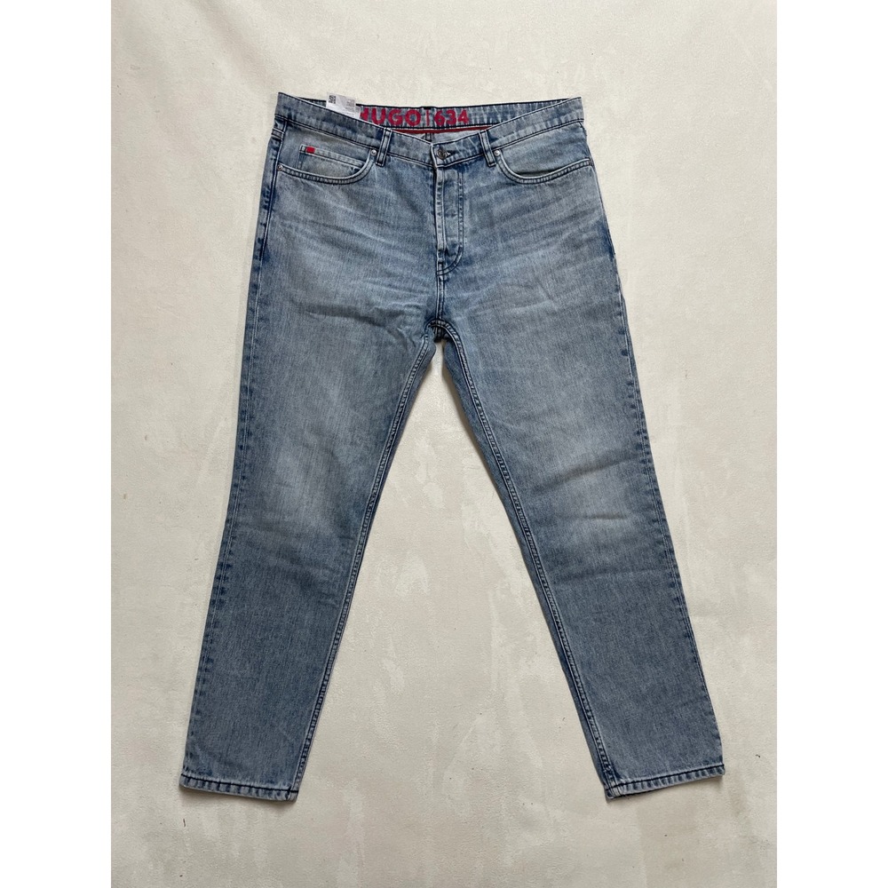 Hugo Boss 634 Mens Tapered Fit Light Wash Blue Denim Jeans 35x32 Button Fly